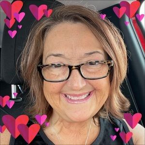 Meet your Posher, Monica